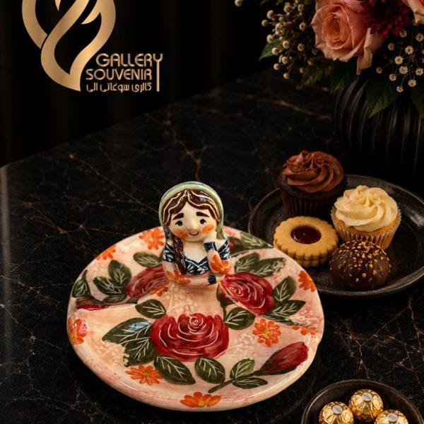شیرینی خوری کوچک ننجون ۲